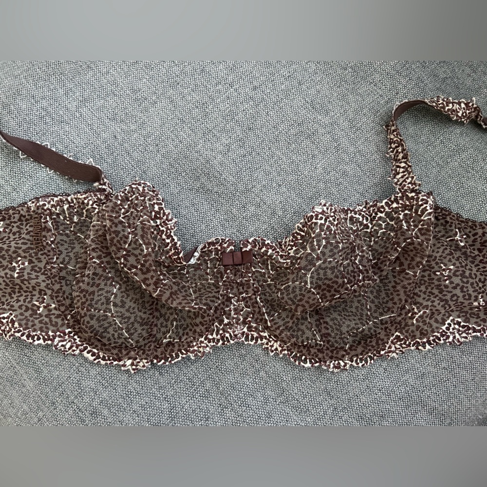 NWOT Vintage Chantelle Cheetah Print Unlined Lace Balconette Bra